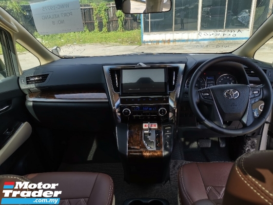 2019 TOYOTA ALPHARD 2.5 X GOLD COLOUR SUNROOF/8 SEATS/2 POWER DOOR